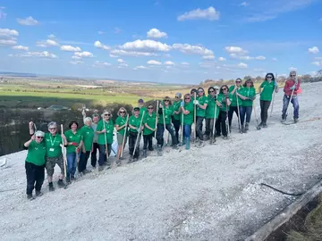 A group of volunteers on the whipsnade white lion