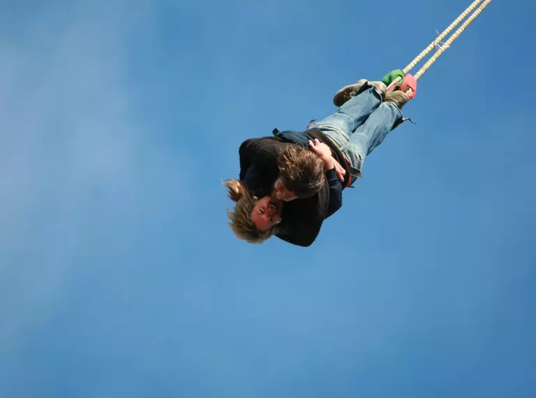 Bungee jump for Whipsnade Zoo